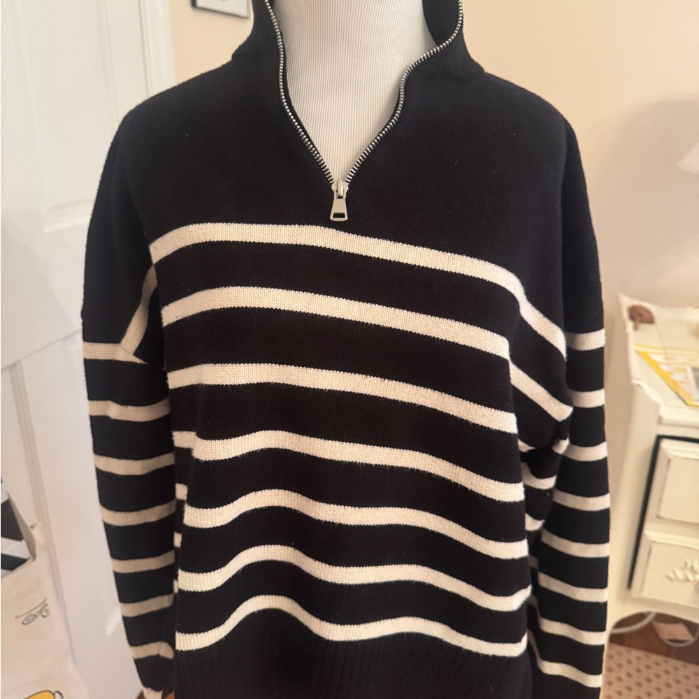 Zara Black and White Striped Zip Up Sweater - excellent condition!